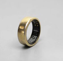 Oura Ring Gen3 Heritage Size 9 - Gold JZ90-1002-09 image 2