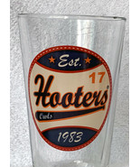 Hooters Owls Baseball &amp; Bat Logo Beer Pint Glass Est 1983 - £15.46 GBP