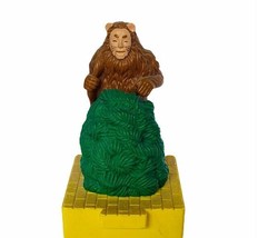 Cowardly Lion Wizard of Oz figurine figure yellow brick road Blockbuster video - £19.51 GBP