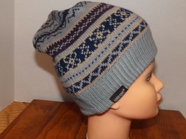 Mukluks Gray knit beanie - £5.89 GBP