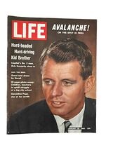 Vintage LIFE Magazine January 26 1962 Robert Kennedy RFK Cover Issue - $27.00