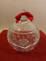 Fifth Avenue Crystal 2-Piece Christmas/ Holiday Ornament Candy/ Nut Bowl - £14.21 GBP