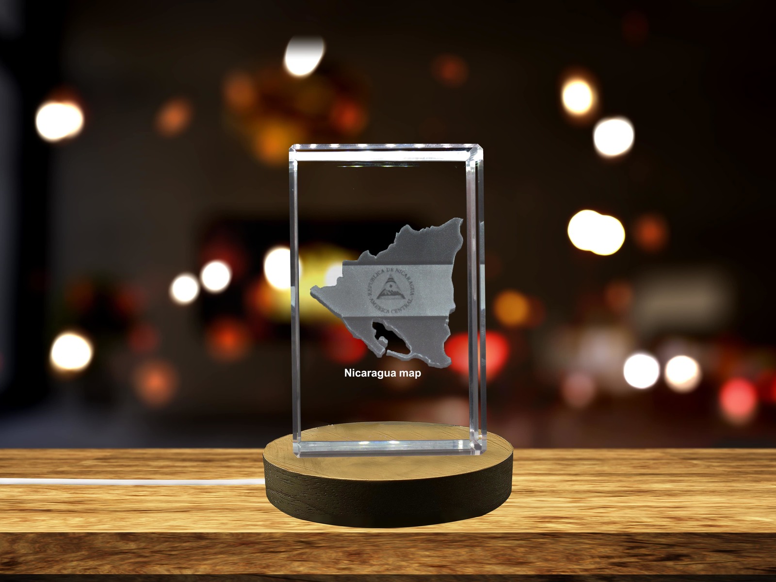 LED Base included | Nicaragua 3D Engraved Crystal 3D Engraved Crystal Keepsake