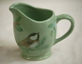 Winterwood Green Pfaltzgraff 4-3/4&quot; Creamer Birds Holly Pinecones Discon... - £38.71 GBP