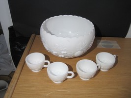 Vtg Westmoreland Milk Glass Punch Bowl w 4 Cups Three Fruits Cherries Pineapples - £43.28 GBP