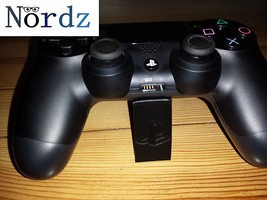 Sony PlayStation 4 PS4 Small Controller Stand Tiny Display Joypad Desk Mount - $8.95