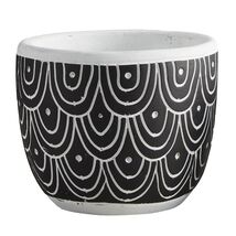 47th &amp; Main Cement Planter Pot Black Sea Spray 4.9&quot; Tall Modern Decor - $315.29 MXN
