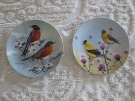 Set Of 2 - 8-1/2&quot; George Robins &amp; Goldfinches By Russell Cobane Collector Plates - £9.65 GBP