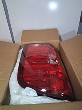 Tail Light w/Bulbs Rear Lamps 9622919 FIT 07-13 Silverado GMC Sierra 150... - $99.79 CAD