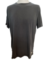 Vuori Black Short  Sleeve Crew Neck T Shirt Size XL - $37.99