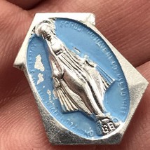 Vintage Silver Tone Virgin Mary Blue Enamel Brooch Pin MCM 5/8&quot; x 7/8&quot; - £8.20 GBP