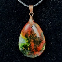 Green Red Green Mossy Agate Pendant Necklace Choker 19 Inch Christmas Rock - £10.57 GBP
