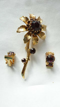 Vintage Goldtone Amethyst Prong Set Rhinestones Flower Brooch Clip Back Earrings - £40.08 GBP