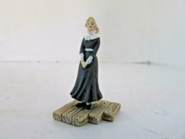 Hawthorne The Munsters Figurine Marilyn As Pilgrim Masquerade Accessory Lot D - $50.22