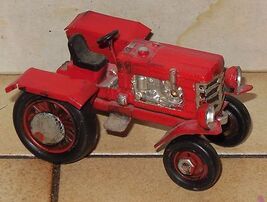 Vintage Diecast Red Tractor 1:64 Scale Rare HTF - $14.80