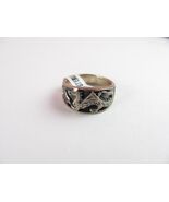 925 STERLING SILVER RING WITH DRAGON  Size 7 - BEST PRICE BEST QUALITY - $54.77 CAD