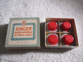 Singer Stitch Patterns For Automatic Zigzagger Red top Box Part 161008 NOS - $29.69