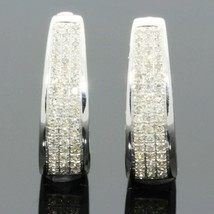 Exquisite 14K White Gold Plated 0.45 CT Simulated Diamonds Huggies Hoop Earrings - £69.55 GBP