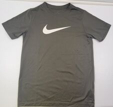 F1) The Nike Tee Kids Logo Graphic Green Dri-Fit 100% Polyester Shirt Large - $11.87