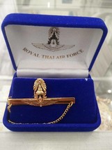 WING RTAF METAL THAI AIR FORCE TIE PIN, GOLD COLOR IN VELVET BOX RTAF Mi... - $18.70
