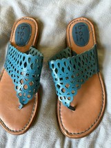 Shoes BOC BORN Women&#39;s Teal Cut Out Thong Sandal Sz 7M Preowned (B) - £19.97 GBP
