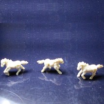 White Horse Figures 3 Toy Game Pcs Micro-Mini Dollhouse Miniature - £3.54 GBP