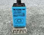 IDEC RTE-P11 Electronic Timer &amp; SR2P-06 Base Unit Used - $24.74