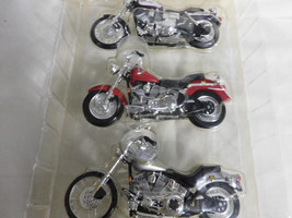 Harley Davidson Miniature Motorcyles, Dyna Fat Boy Softtail Custom - £15.72 GBP