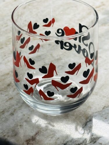 Great Wine Glass. Perfect for Shoe Lovers. Has Red Heels and Black Hearts. Item image 5
