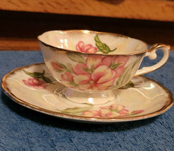 Vintage China Tea Cup and Saucer Flowers Gold Trim Collectible Decorative - $21.99