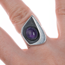 sz5.75 Ed Wiener (1918-1991) New York Modernist sterling and amethyst ring - $450.45