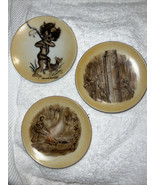 Brownie Downing Australian Vintage Decorative Plates Set of 3 - $475.17 MXN