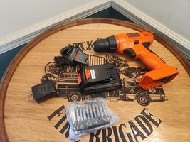 BLACK+DECKER LD120VA 20V Cordless Drill Set with 30 Piece Accessories - $814.78 MXN