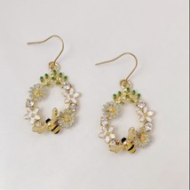 Honey Bee Flower Dangle Drop Earrings for Women - £9.25 GBP