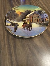 Avon - Home For The Holidays - 1988 Christmas Collector&#39;s Plate - £6.02 GBP