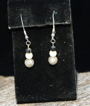 Silver Tone Beaded Pierced Dangle Earrings - £3.94 GBP