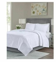 Madison Park Noel Quilted 3-Piece King/Cal King Coverlet Set T4102768 - £71.21 GBP