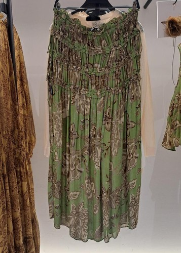 ZARA BNWT 2025. GREEN PAISLEY PRINT MIDI SKIRT VISCOSE BOHO. 7521/043/500 - £80.62 GBP