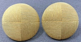 Crown Trifari - Gold Tone - Four Sections Quilted - Clip Earrings Round 1x1&quot; 325 - £13.39 GBP