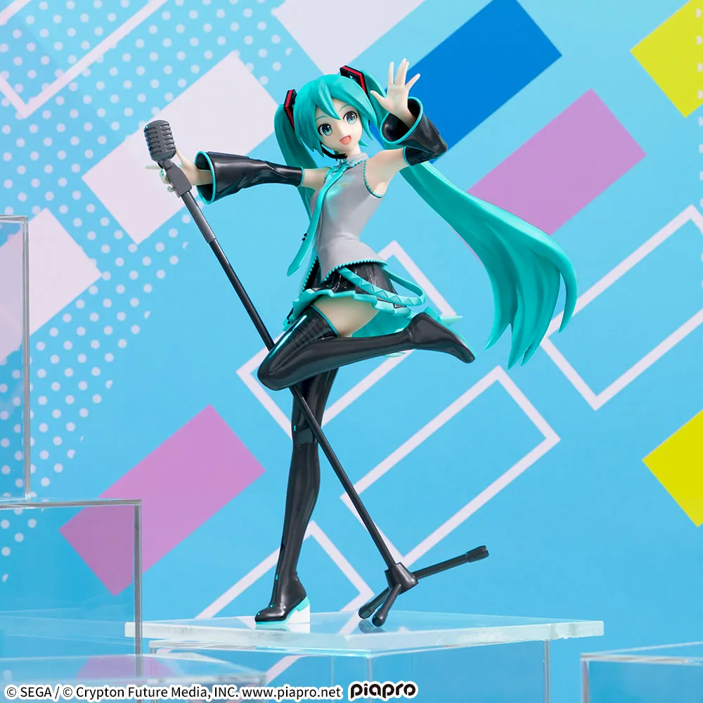 Japan Hatsune Miku Project DIVA mega39&#39;s Luminasta 15th Ver. figure 18cm  - $769.58 MXN