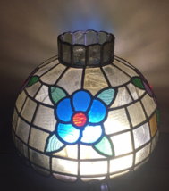Vintage Tiffany Style Lamp Shade 14&quot; Floral Stained Glass-like Frames Le... - $22.99