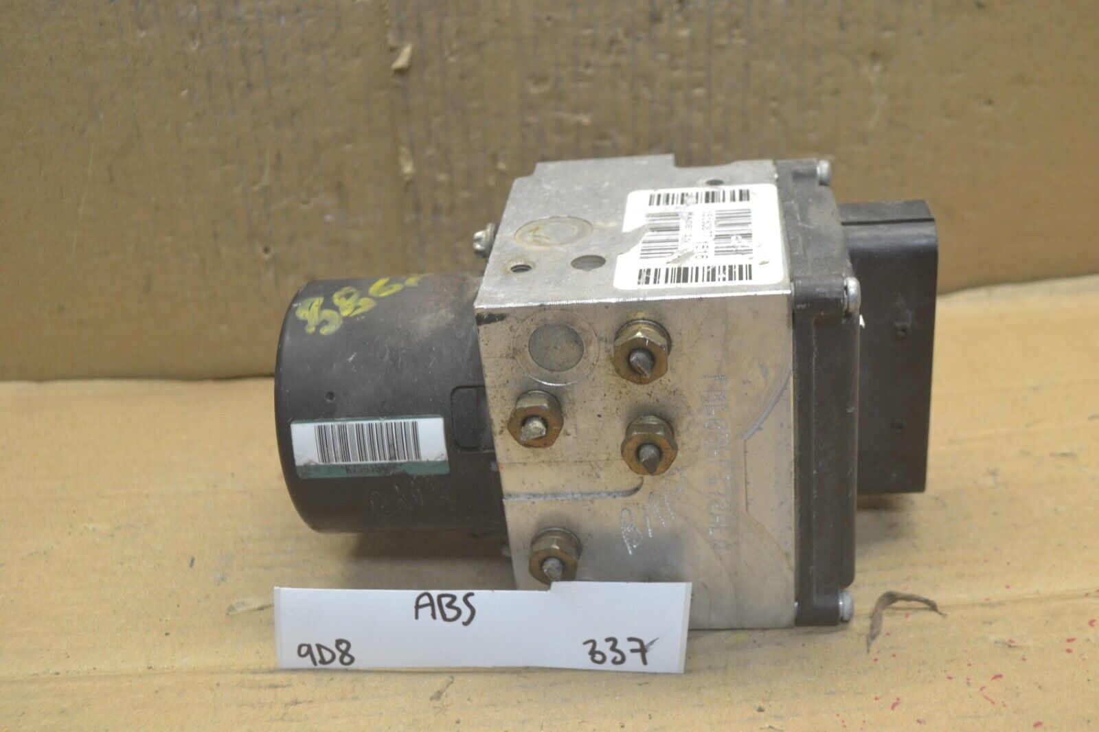 2006 Mitsubishi Raider ABS Pump Control OEM P52010404AL Module 337-9d8 - £60.08 GBP