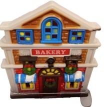 Cobblestone Corners Miniature Mini Plastic Bakery Christmas Village Made in USA - £11.00 GBP
