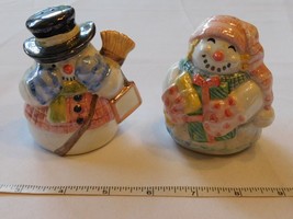 Vintage Snowman &amp; Snowwoman salt &amp; pepper shaker shakers set Ceramic Pre-owned - £14.08 GBP
