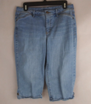 Gloria Vanderbilt Skimmer Women&#39;s Distressed Whiskered Capri Jeans Size 6 - $13.85