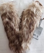 Christmas Holiday Aspen Binned Fuzzy Furry Brown Initial/Letter &quot;V&quot; Orna... - €17,12 EUR