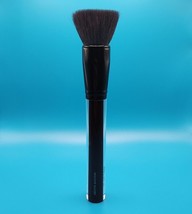 Kevyn Aucoin Soft Buff Powder Brush - $928.97 MXN