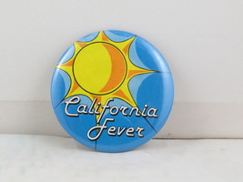 Vintage Tourist Pin - California Fever Sun Graphic - Celluloid Pin  - £11.99 GBP