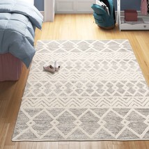 5-ft. x 7.5-ft. Hand Woven Wool Blend Grey Beige Ivory Persian Style Area Rug - $245.49