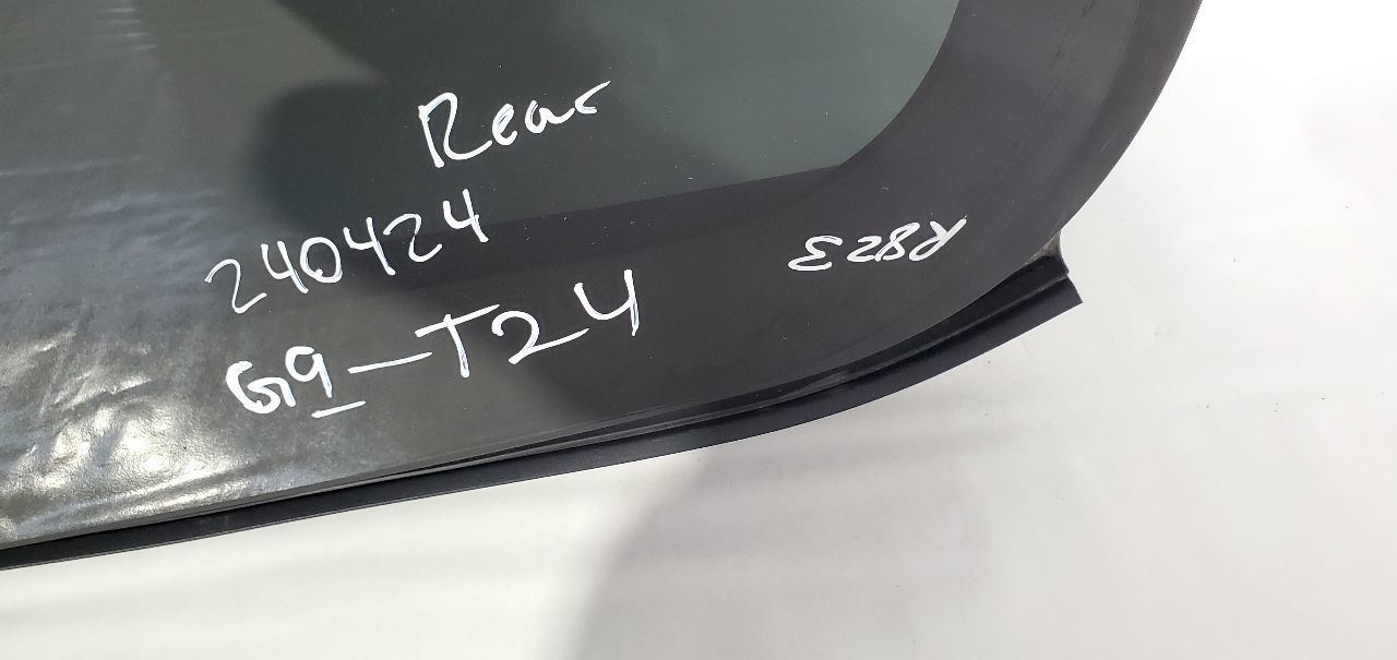 2019 2020 2021 2022 Volvo XC40 OEM Sunroof Glass Rear Section Item image 2